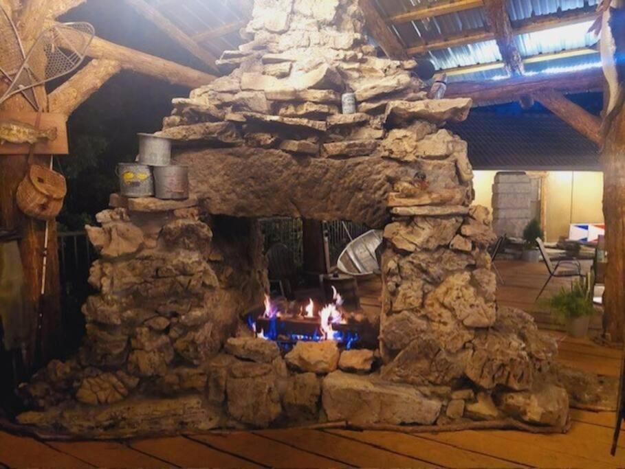 Stonegate Lodge 2 Queen Beds Fast Wifi 50In Tv Salt Water Pool Room # 305 Eureka Springs Kültér fotó